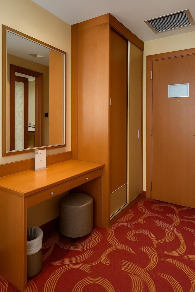 City Seasons Towers Hotel 46/46