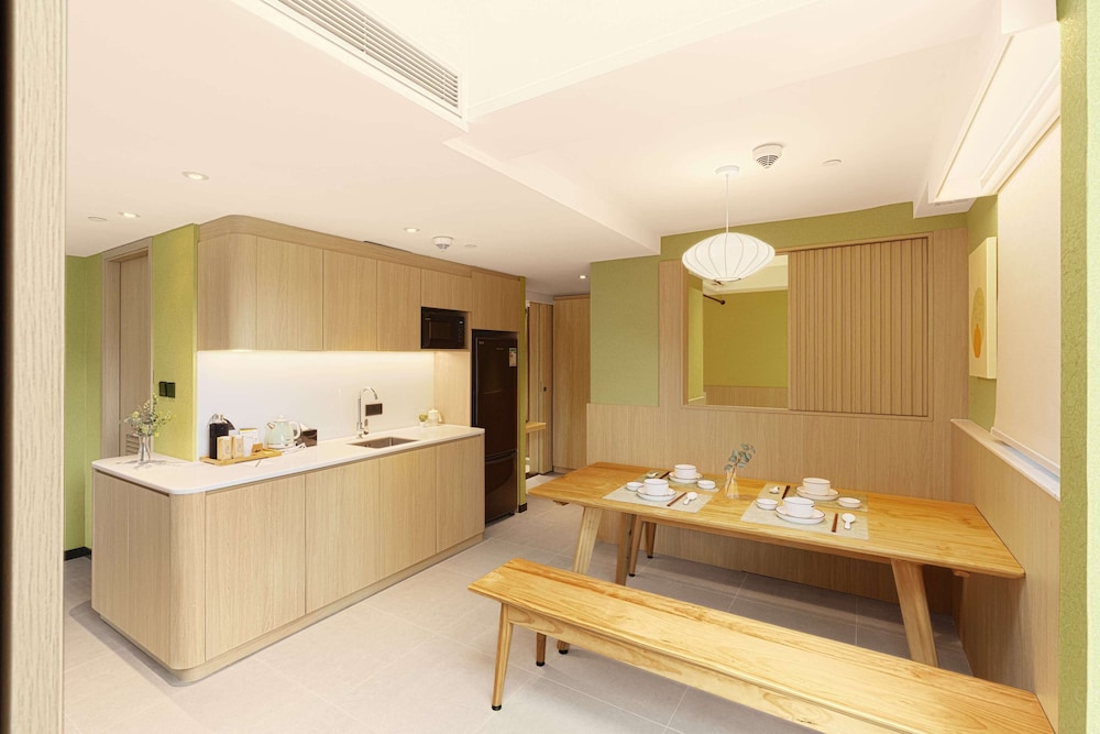 Urbanwood Ap Lei Chau 8/61