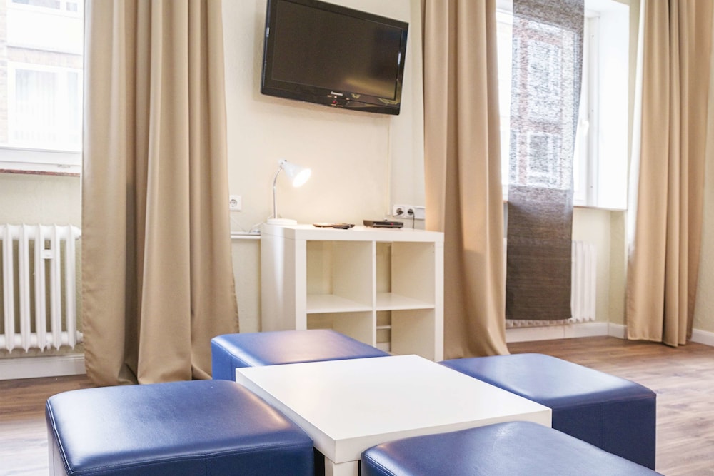 Hotel Am Kieler Schloss Kiel By Premiere Classe 27/33