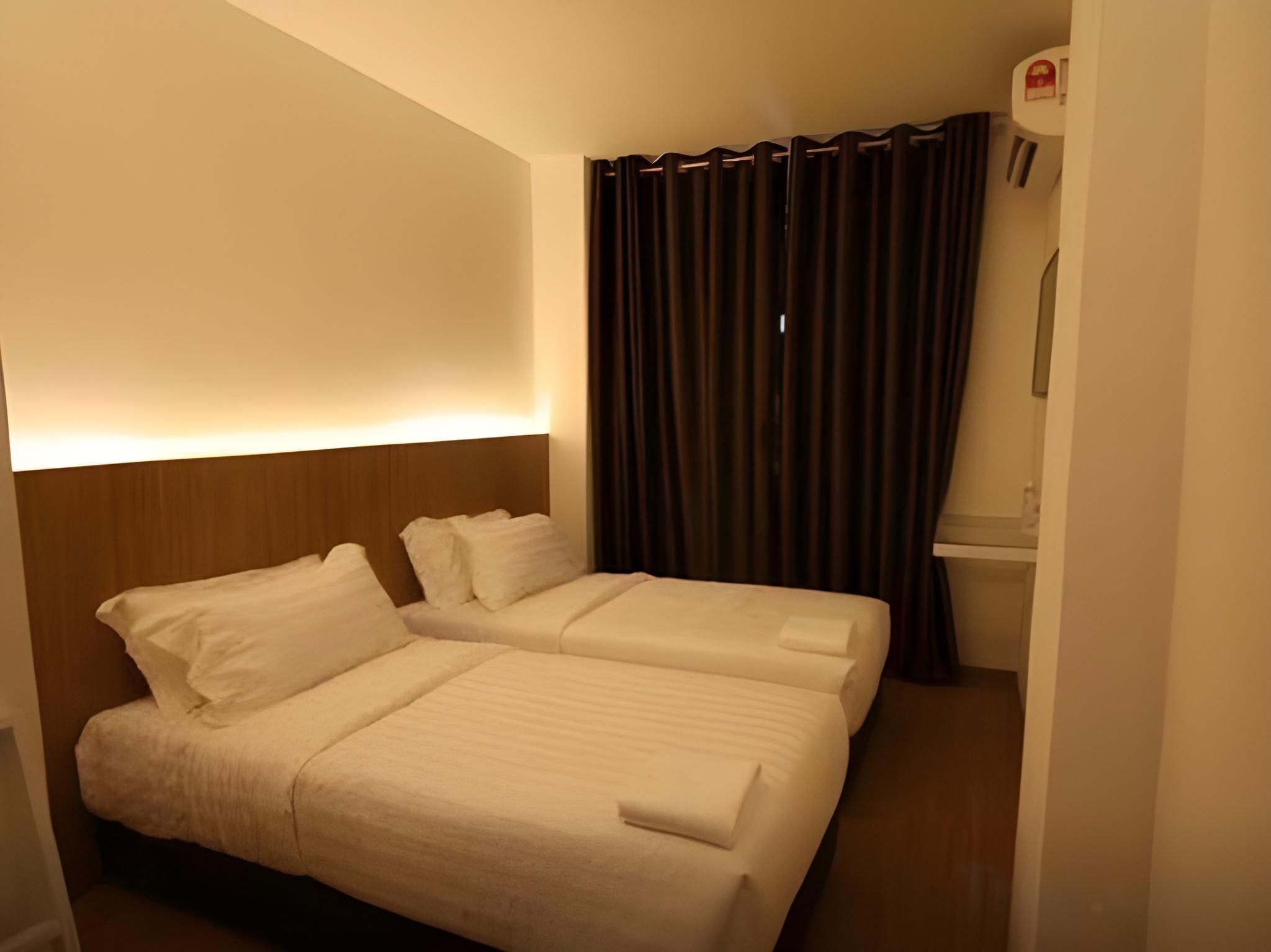 STANDARD, DOUBLE OR TWIN BED