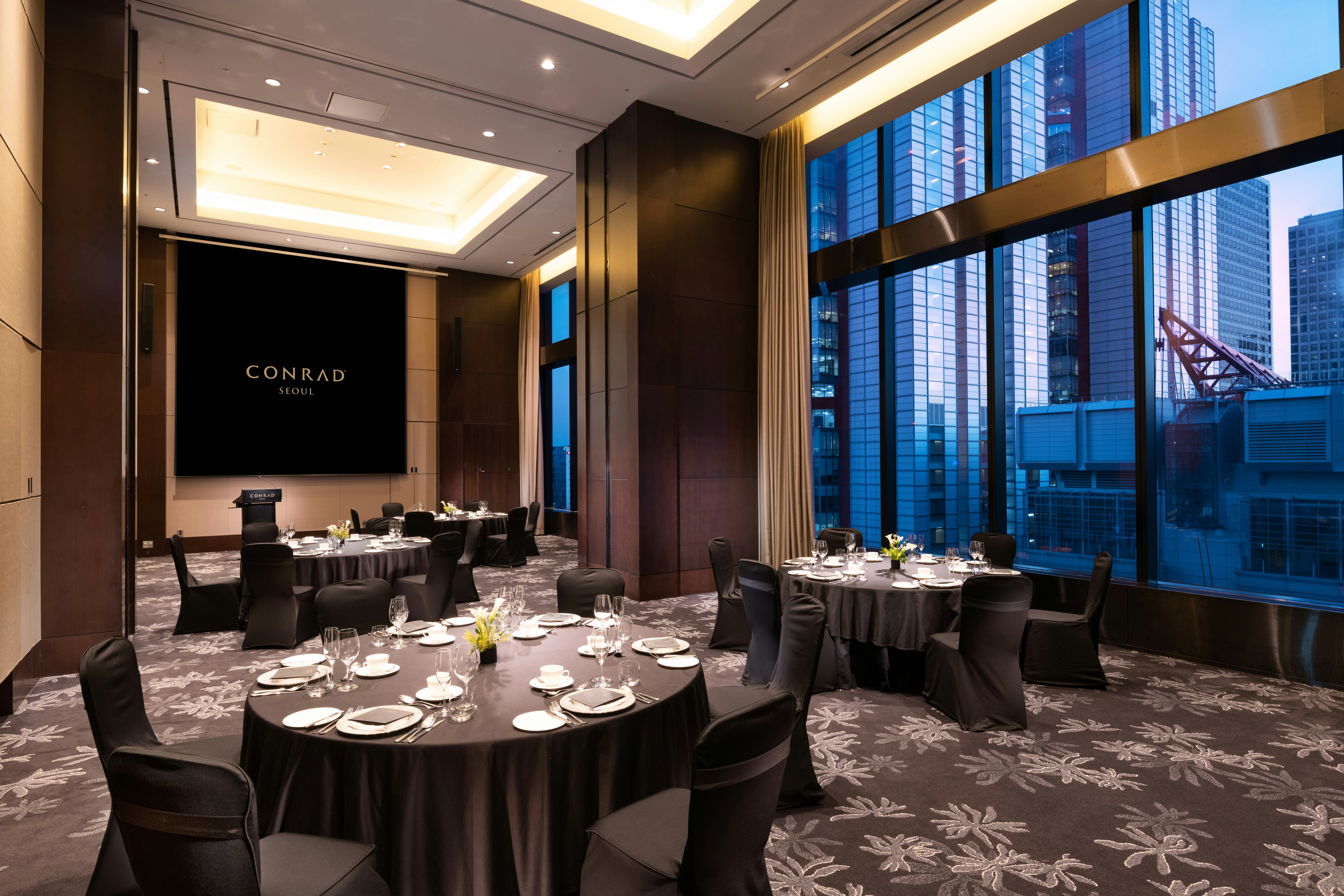 Conrad Seoul 67/78