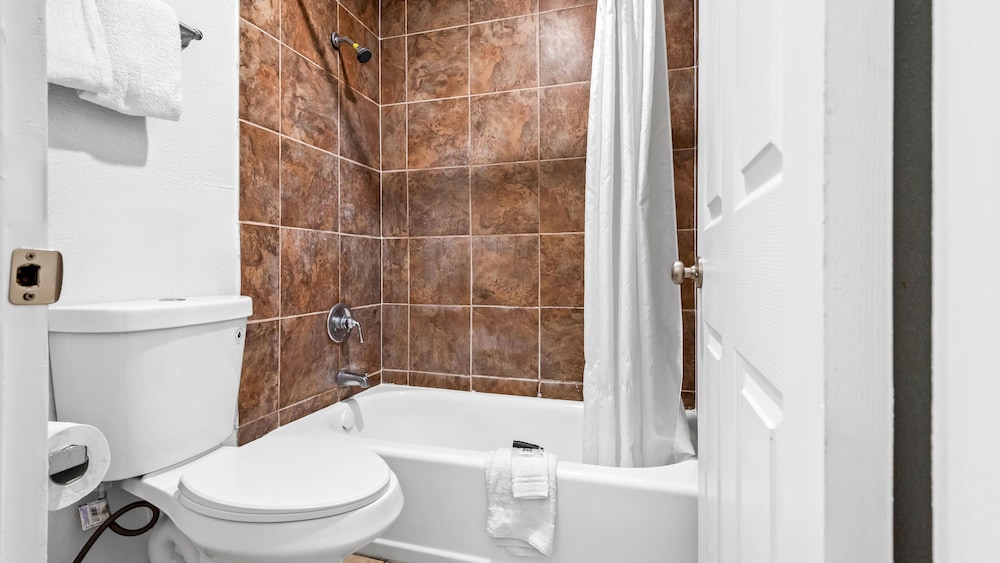 Studio6 Hammond, LA – I12 – I55 48/49