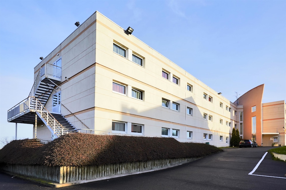 hotelF1 Nemours 47/50