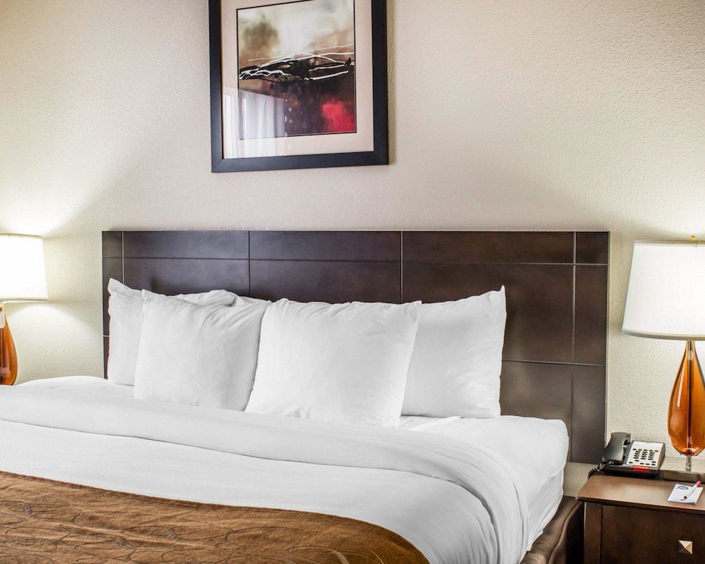 Comfort Suites Wilson I-95 6/30