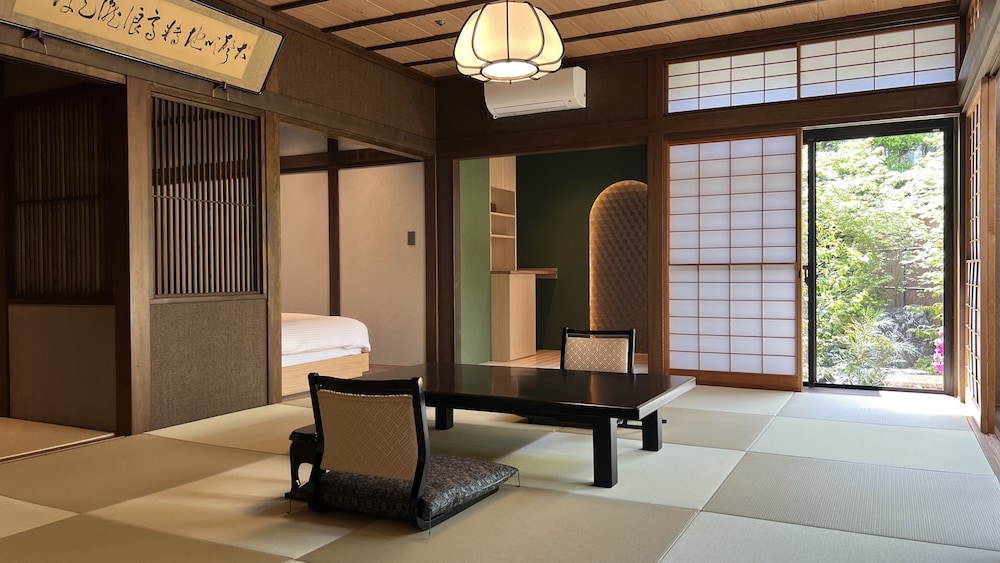 HAGI NO YADO TOMOE 50/50