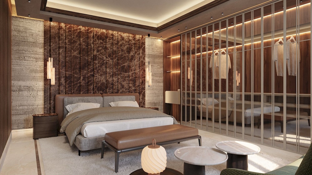 Grand, Heritage, Suite, King Bed