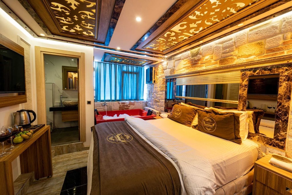 Holiday Business Otel 5/41