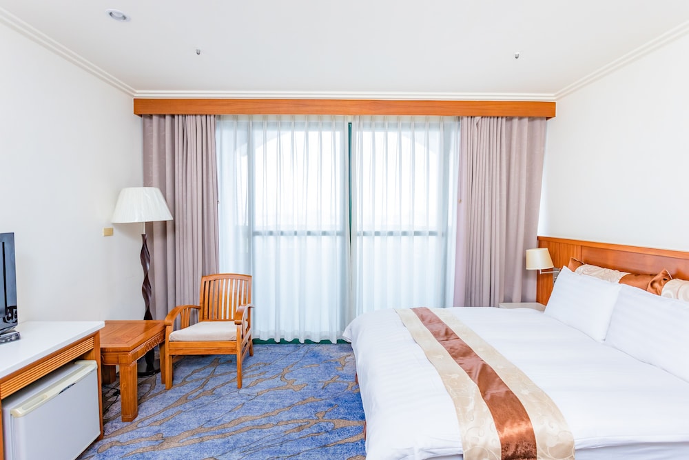 Yaling Hotel 14/40