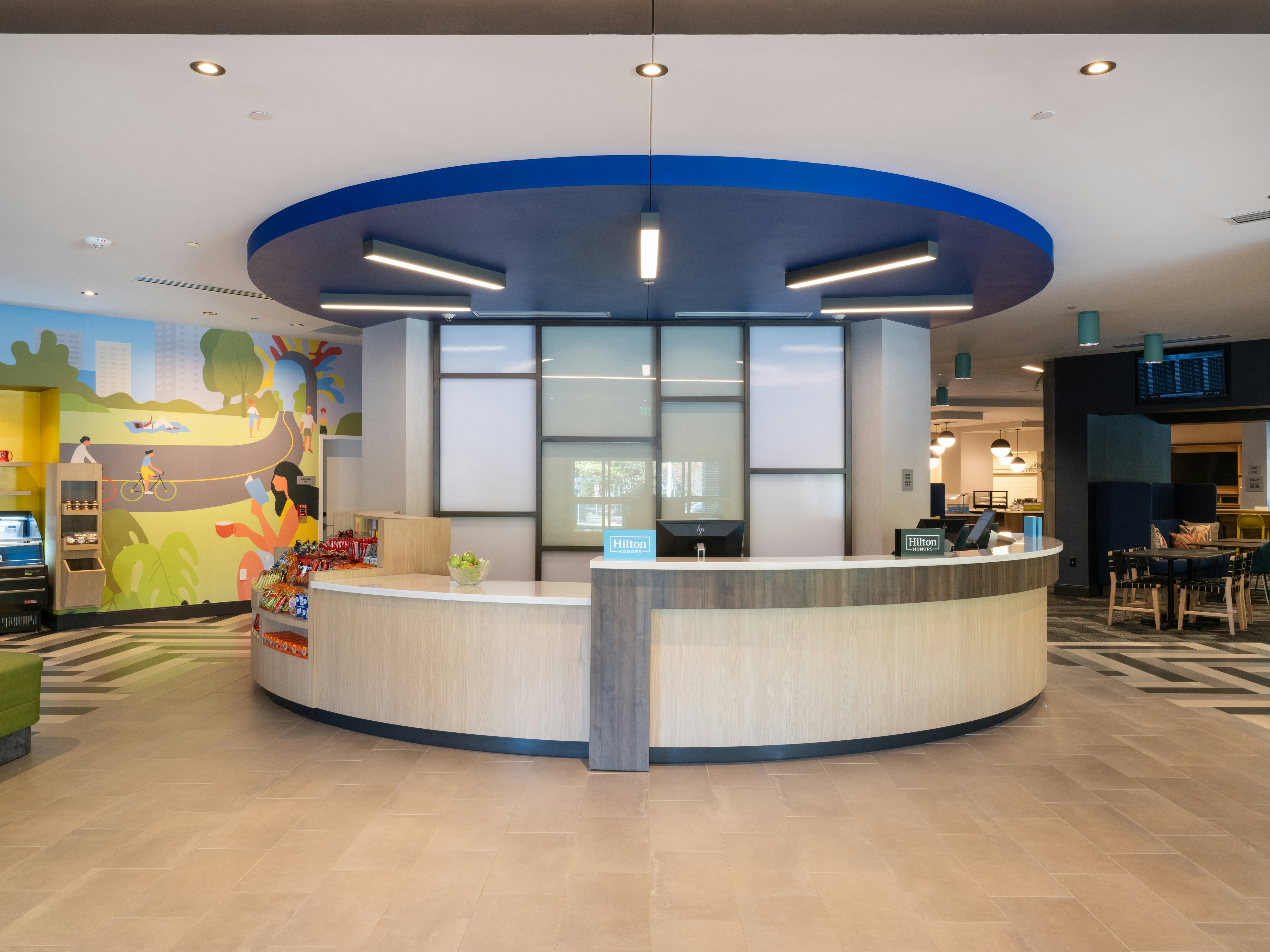 Tru by Hilton Atlanta Airport College Park 7/30