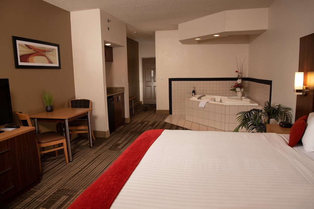 Northfield Inn Suites Conference Center 17/63