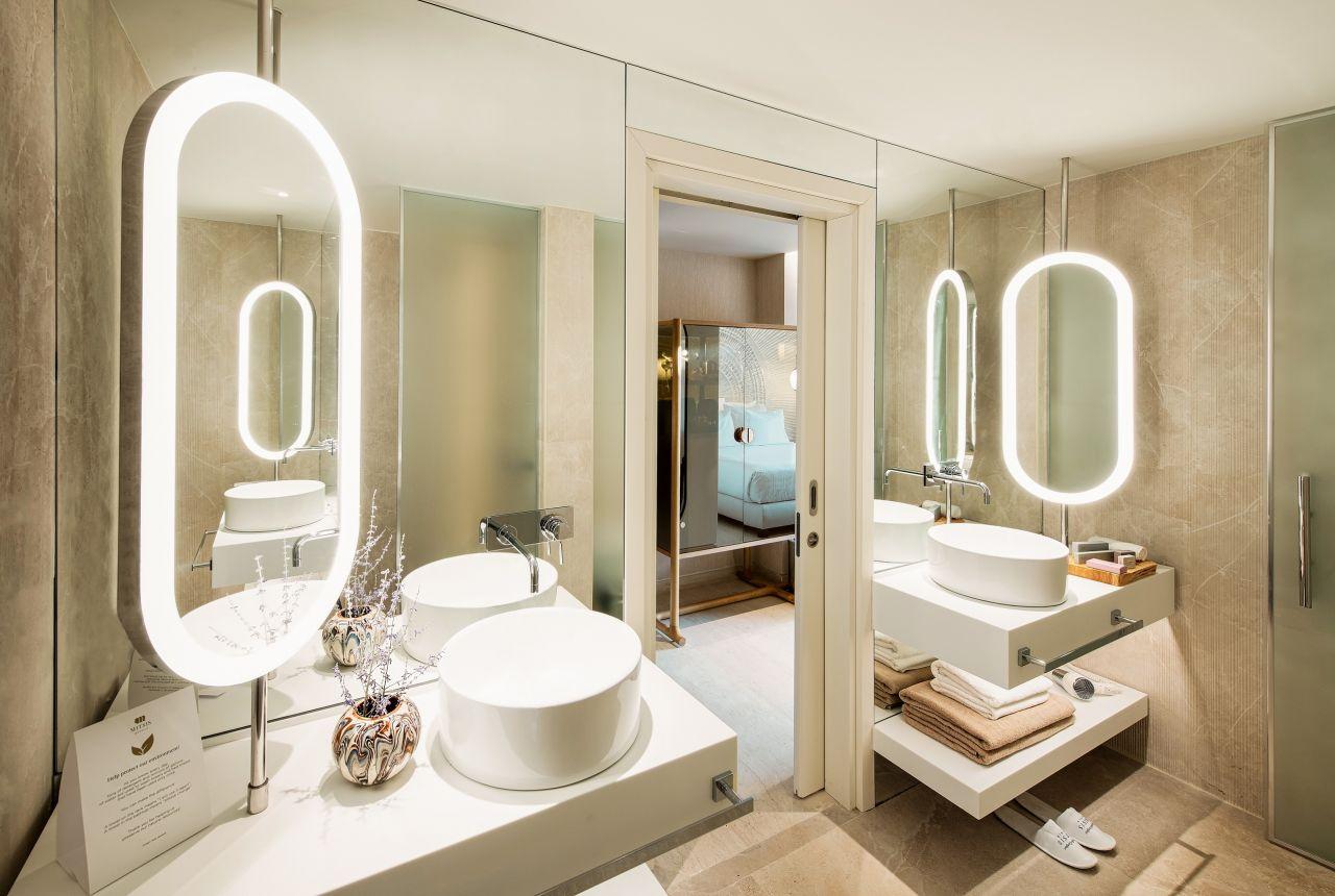 Swim Up, Junior Suite, Pool Side