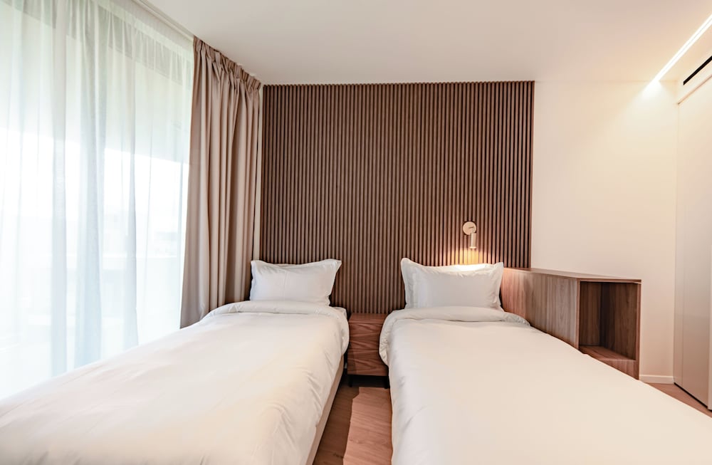 Petram Resort & Residences 26/68
