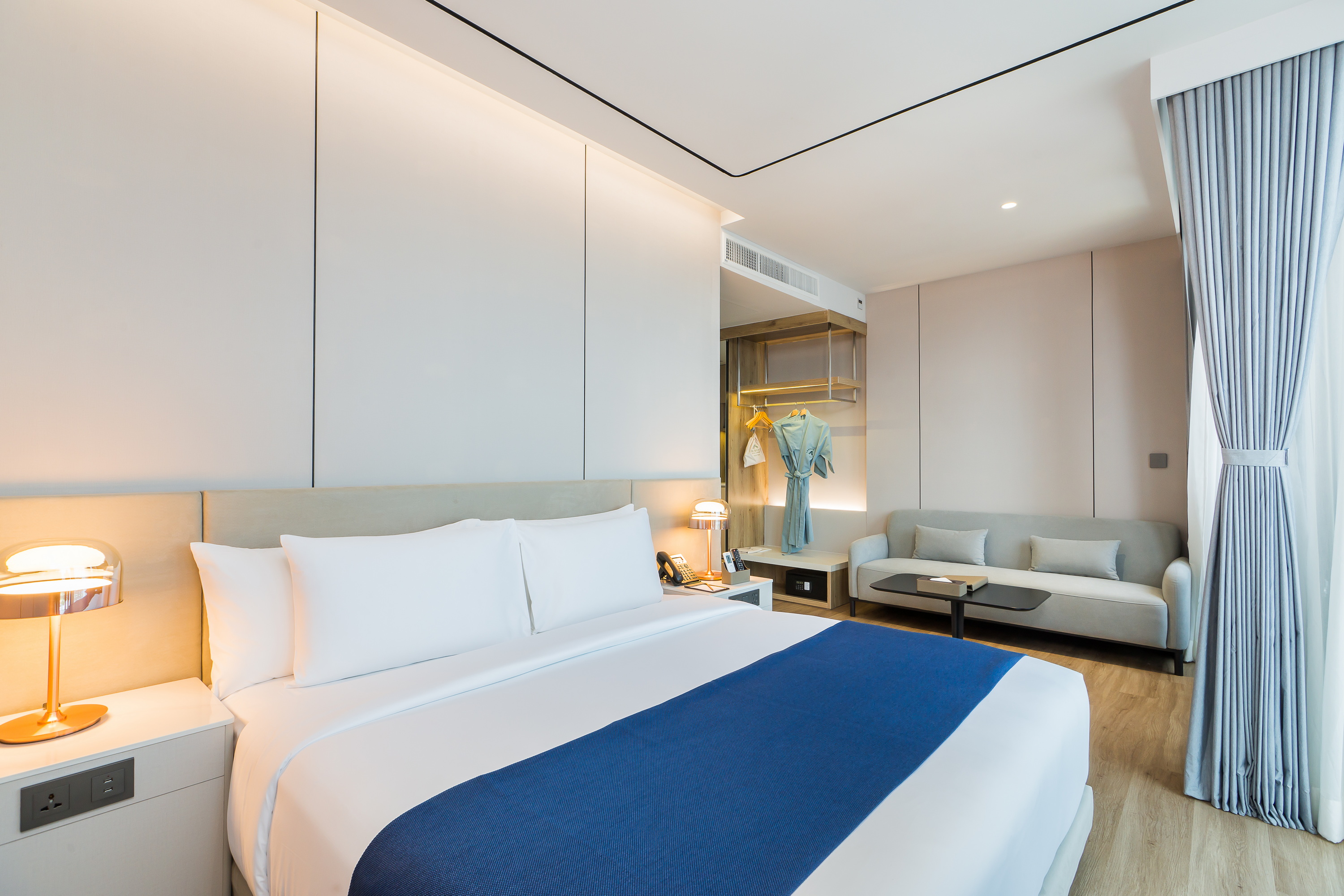 PREMIER HIGH FLOOR