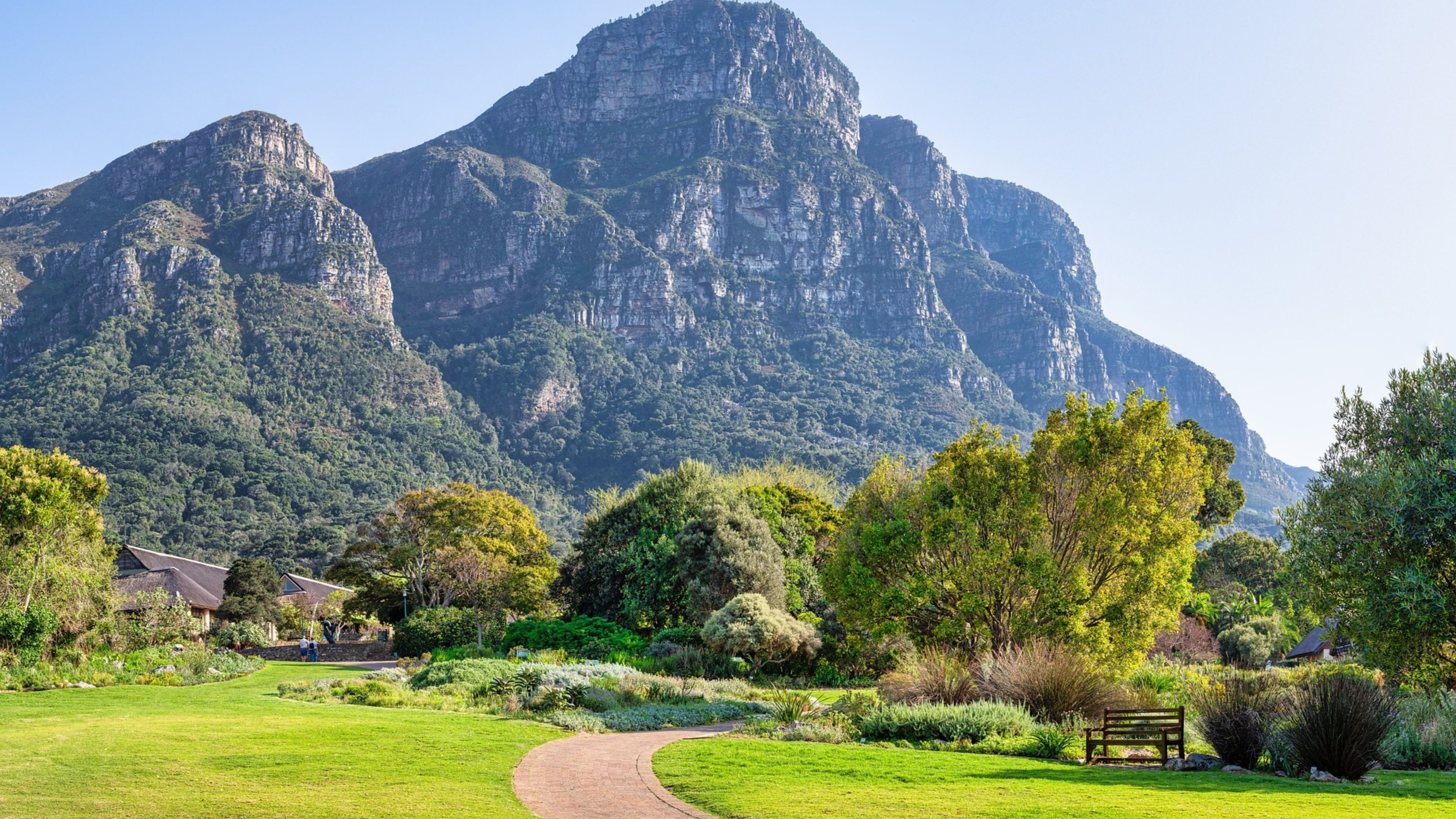 HOLIDAY INN EXPRESS CAPE TOWN CITY CENTRE 47/50