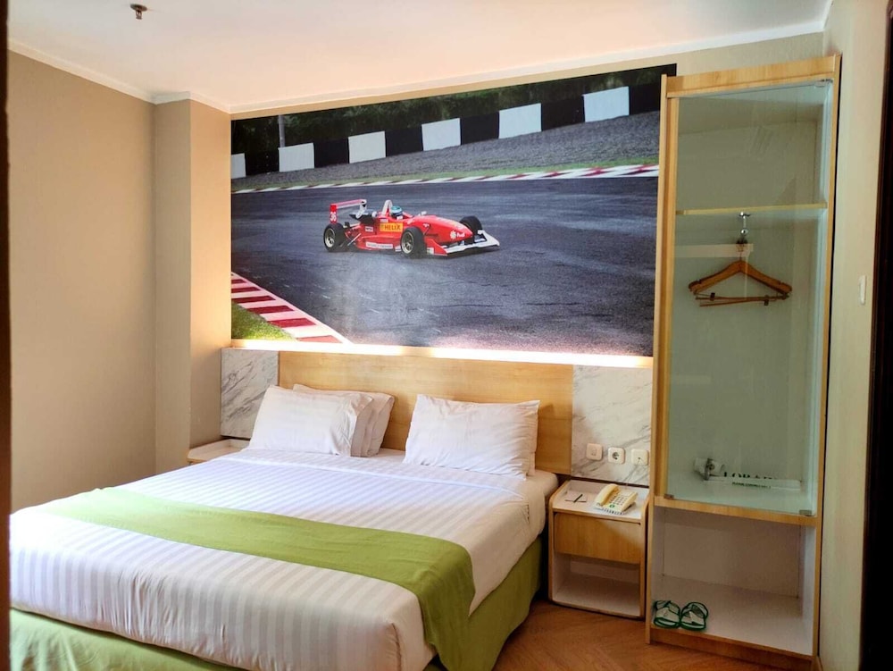 Syariah Hotel Sentul 9/23