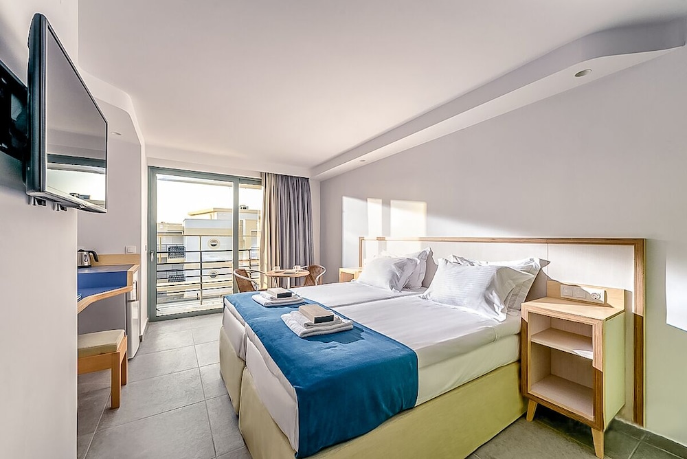 Alia Beach Hotel Adults only 18+ 9/48
