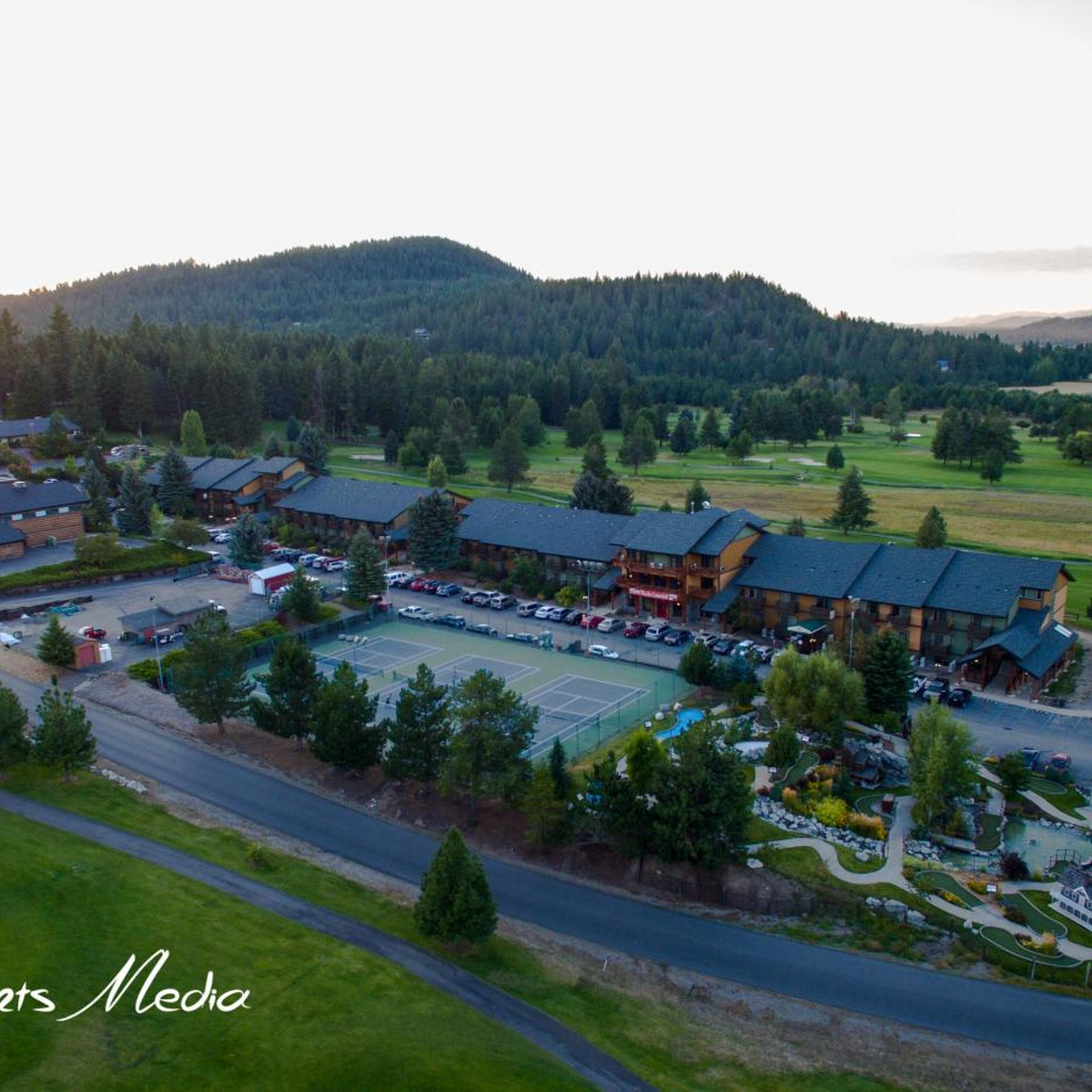 Stoneridge Resort 43/47