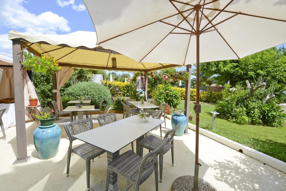 Hotel Les Jardins de La Madrague 57/65