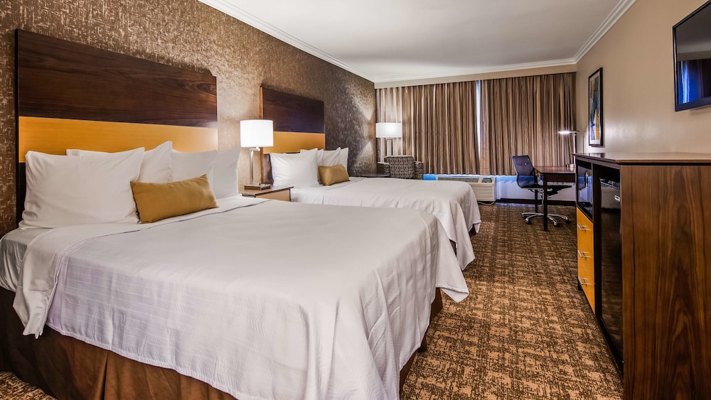 Best Western Los Angeles Worldport Hotel 12/32