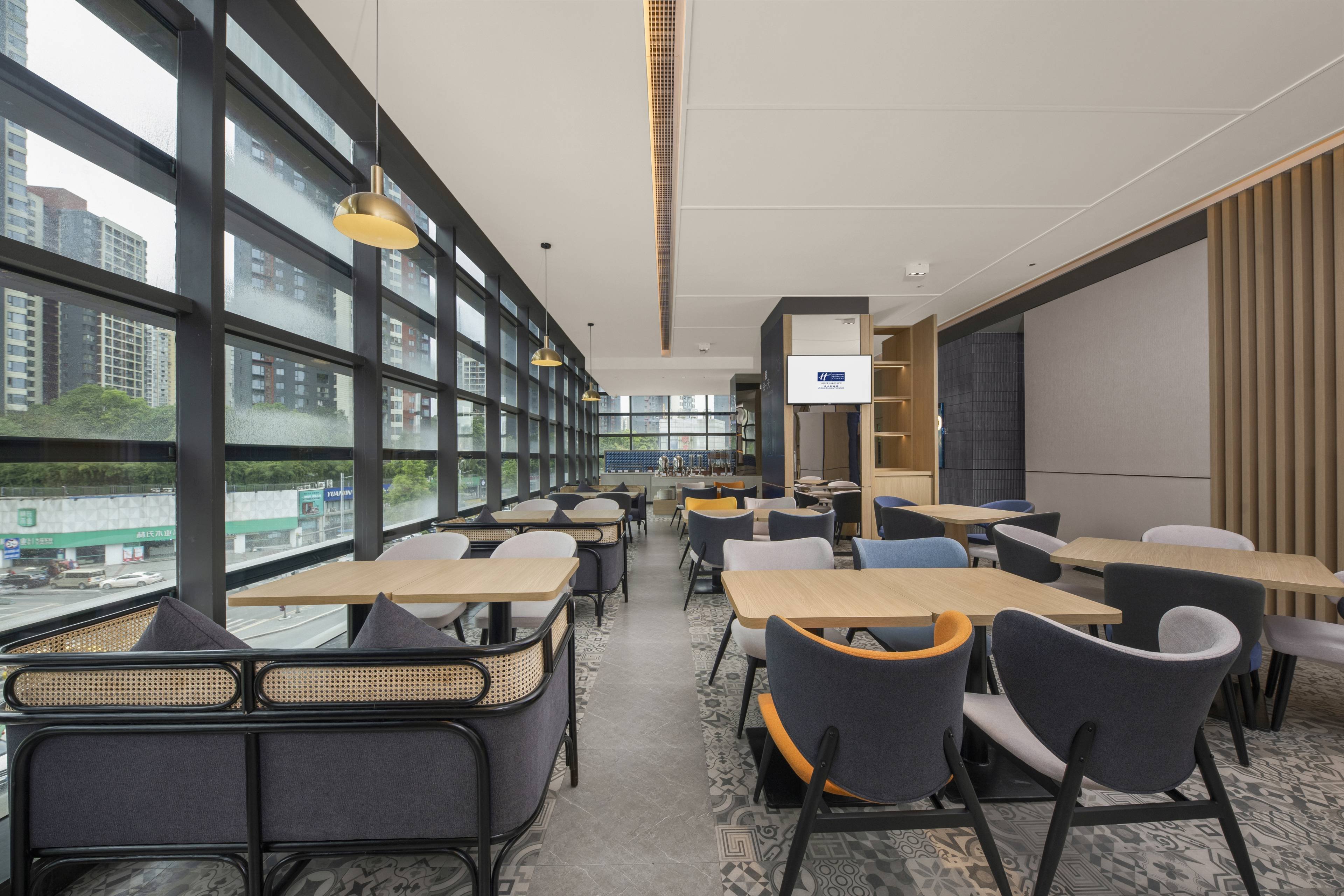 Holiday Inn Express Chongqing Caiyun Lake 19/32