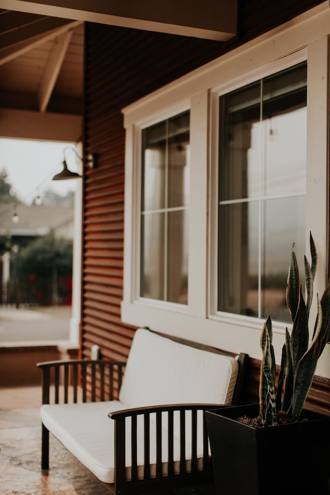 Wine Stone Inn 9/64