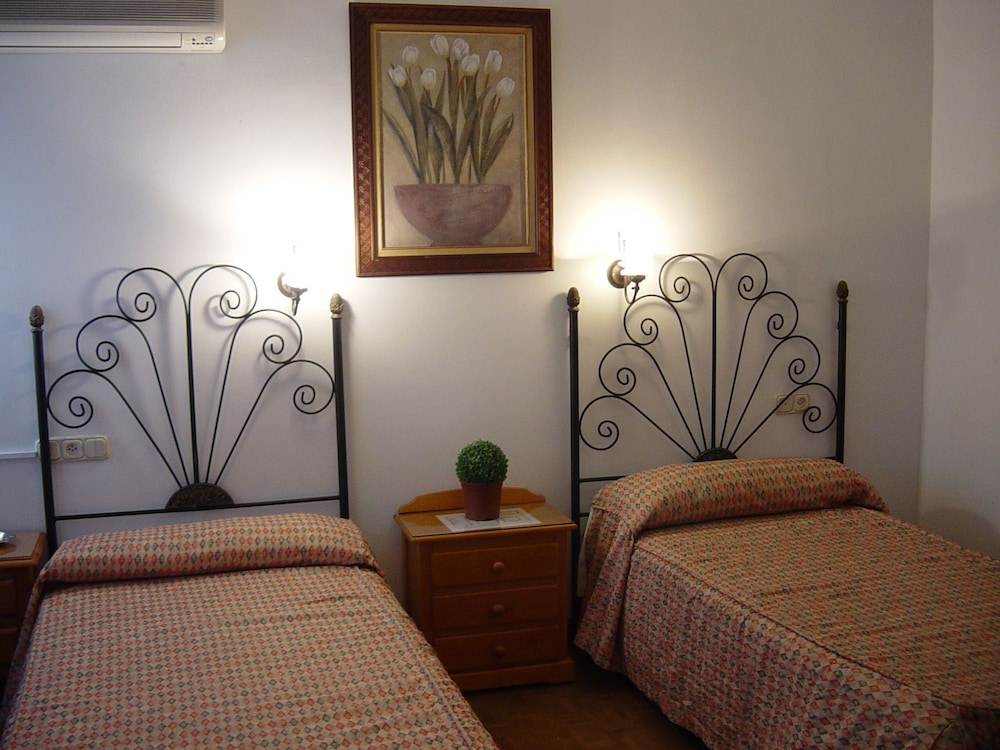 Hospederia Colon Antequera 23/50