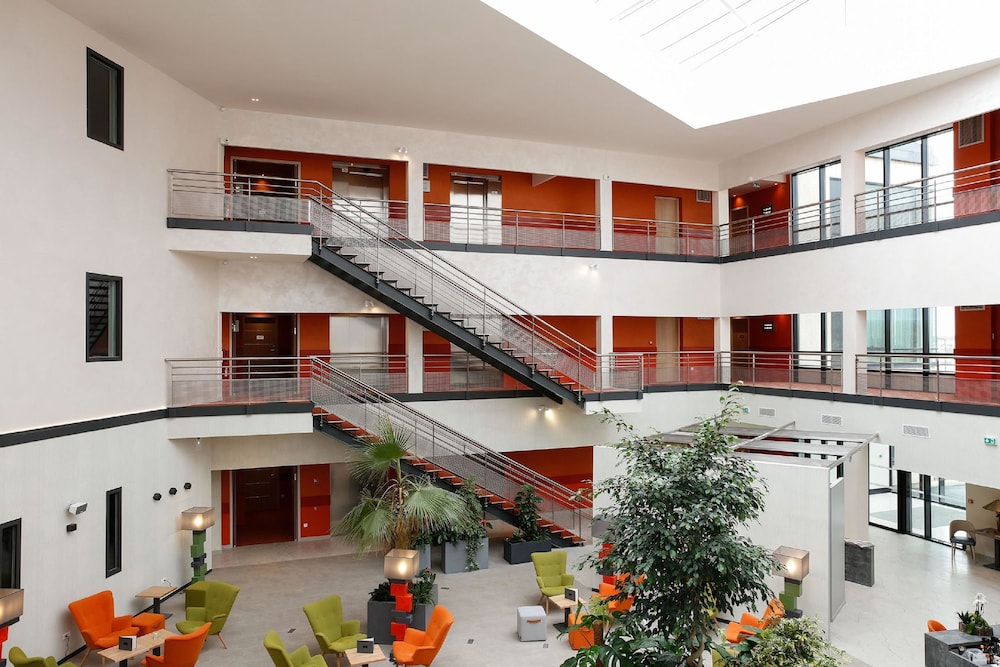 Best Western Plus Hotel Escapade Senlis 3/46