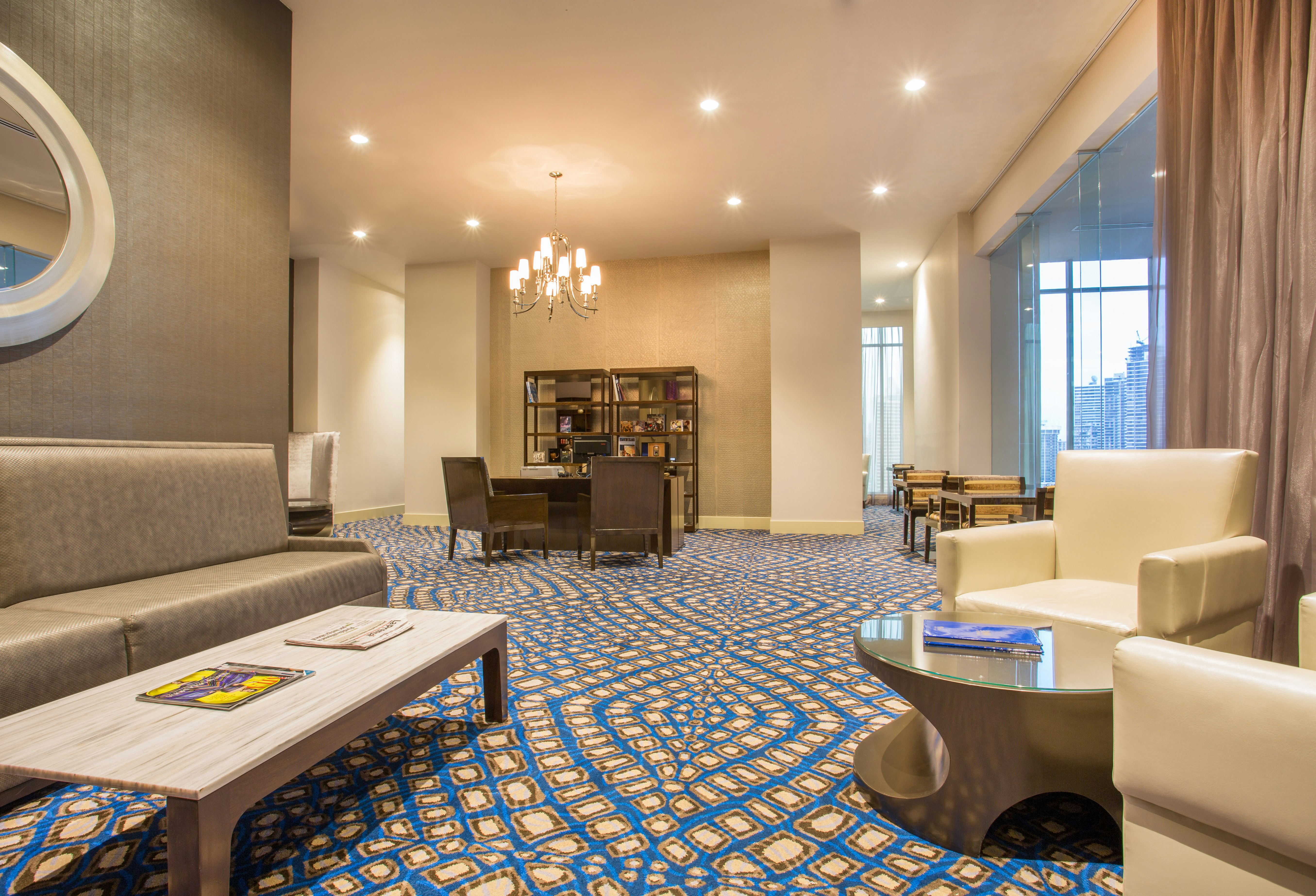 Hilton Panama 42/90