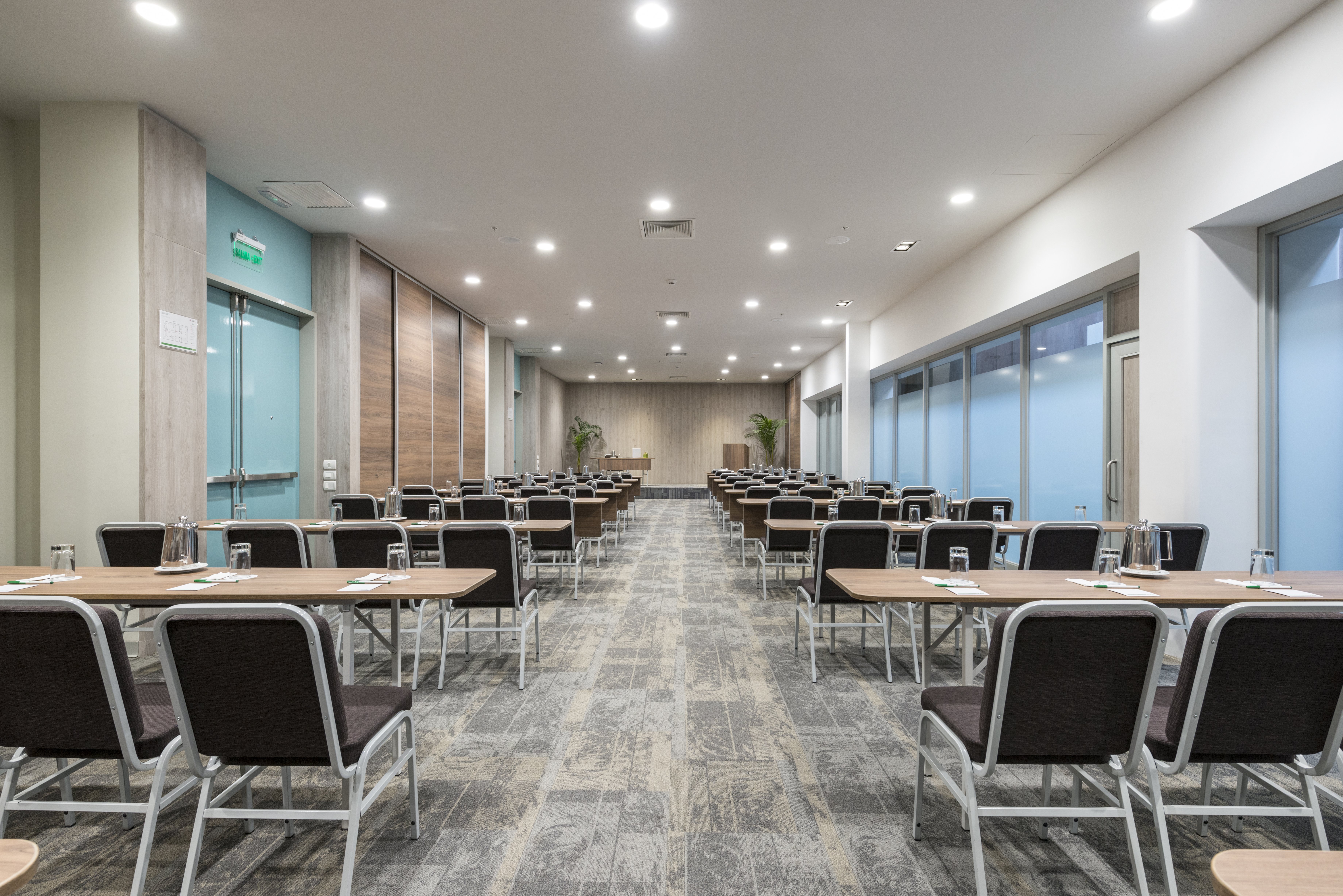 Holiday Inn Lima Airport 38/50