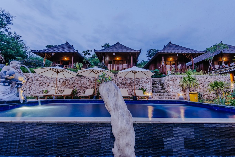Sunday Huts Lembongan 3/50