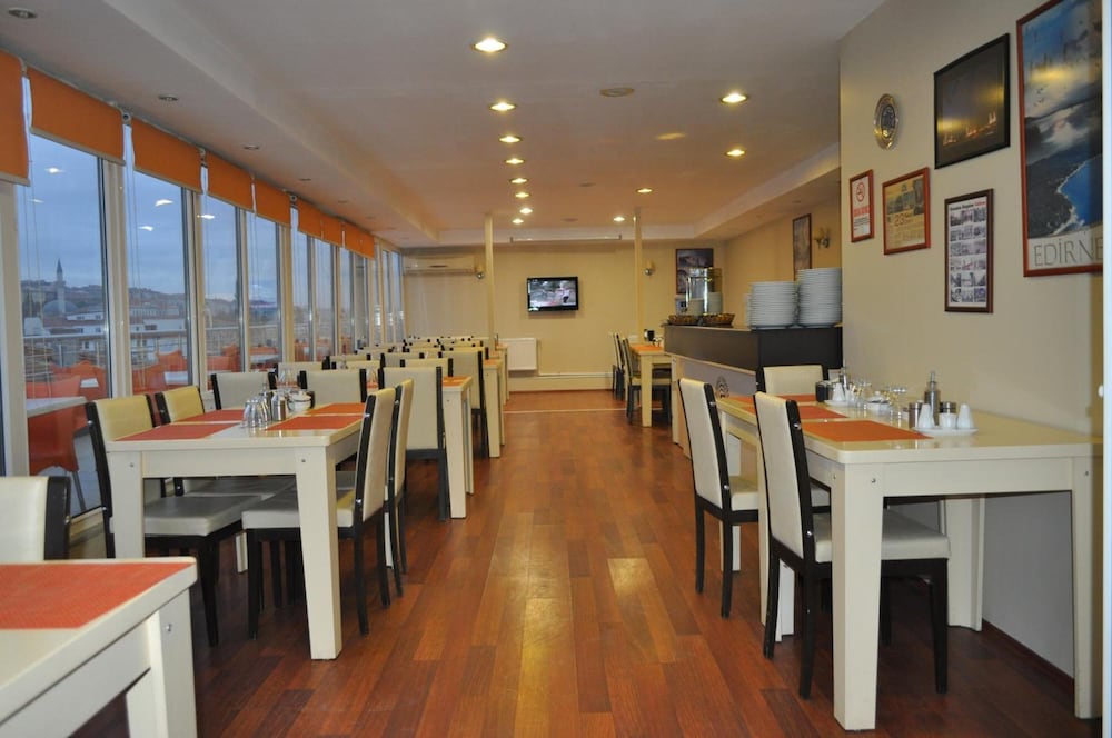 Saray Hotel 35/47