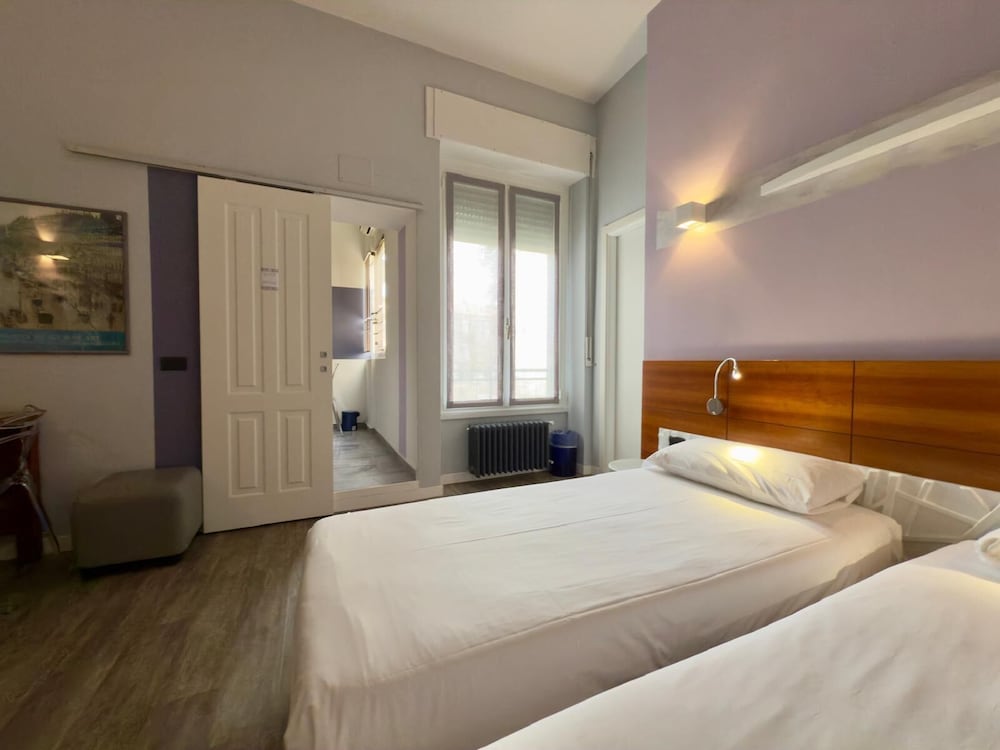 STANDARD, DOUBLE OR TWIN BED