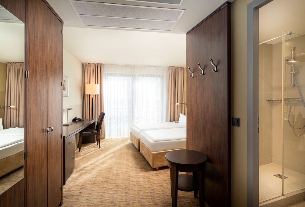 elaya hotel hamburg finkenwerder, ehem. The Rilano Hamburg 17/63