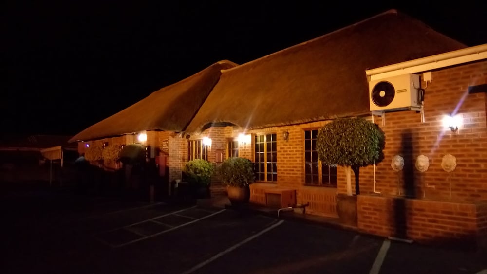 Royal Hotel Ladysmith 20/41