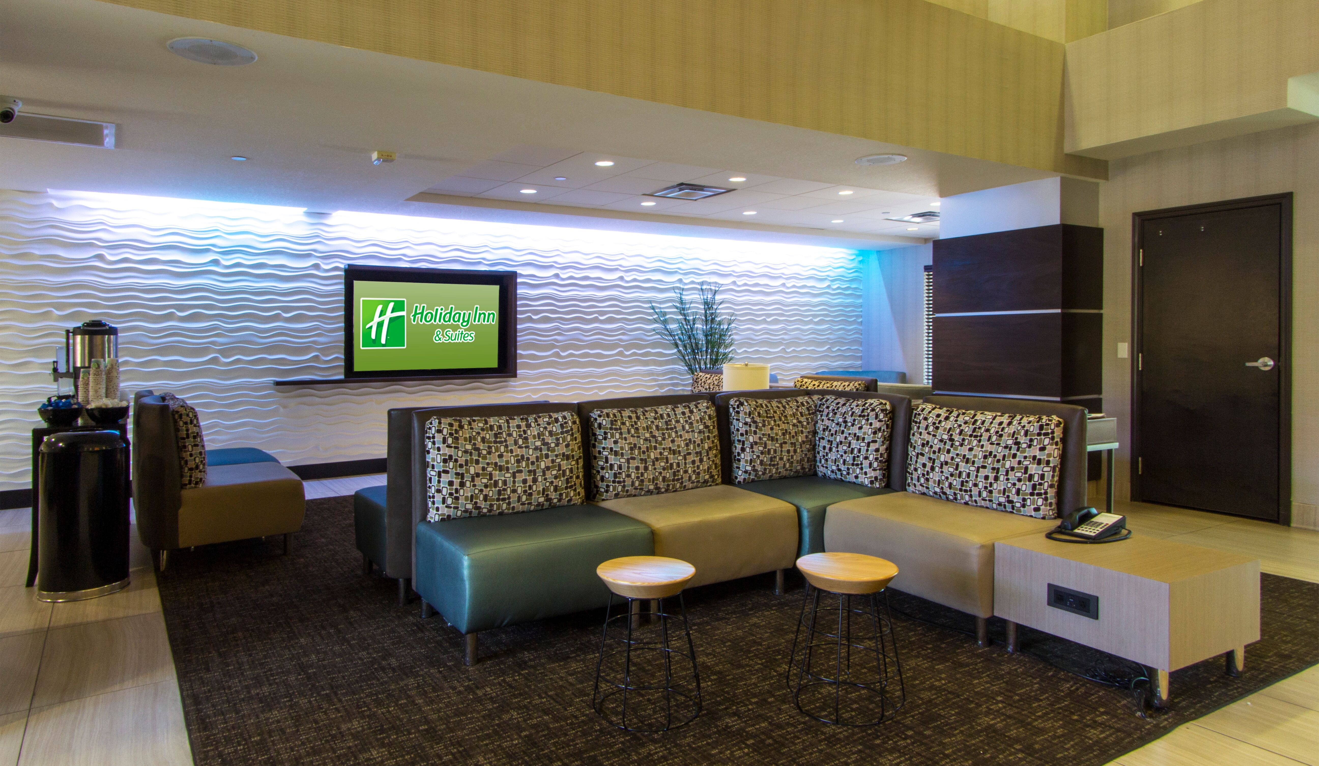 Holiday Inn And Suites Scottsdale North Airpark Ex Wingate By Wyndham Scottsdale 33/50