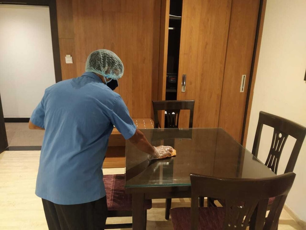 HOTEL SURENDRA VILAS 46/50