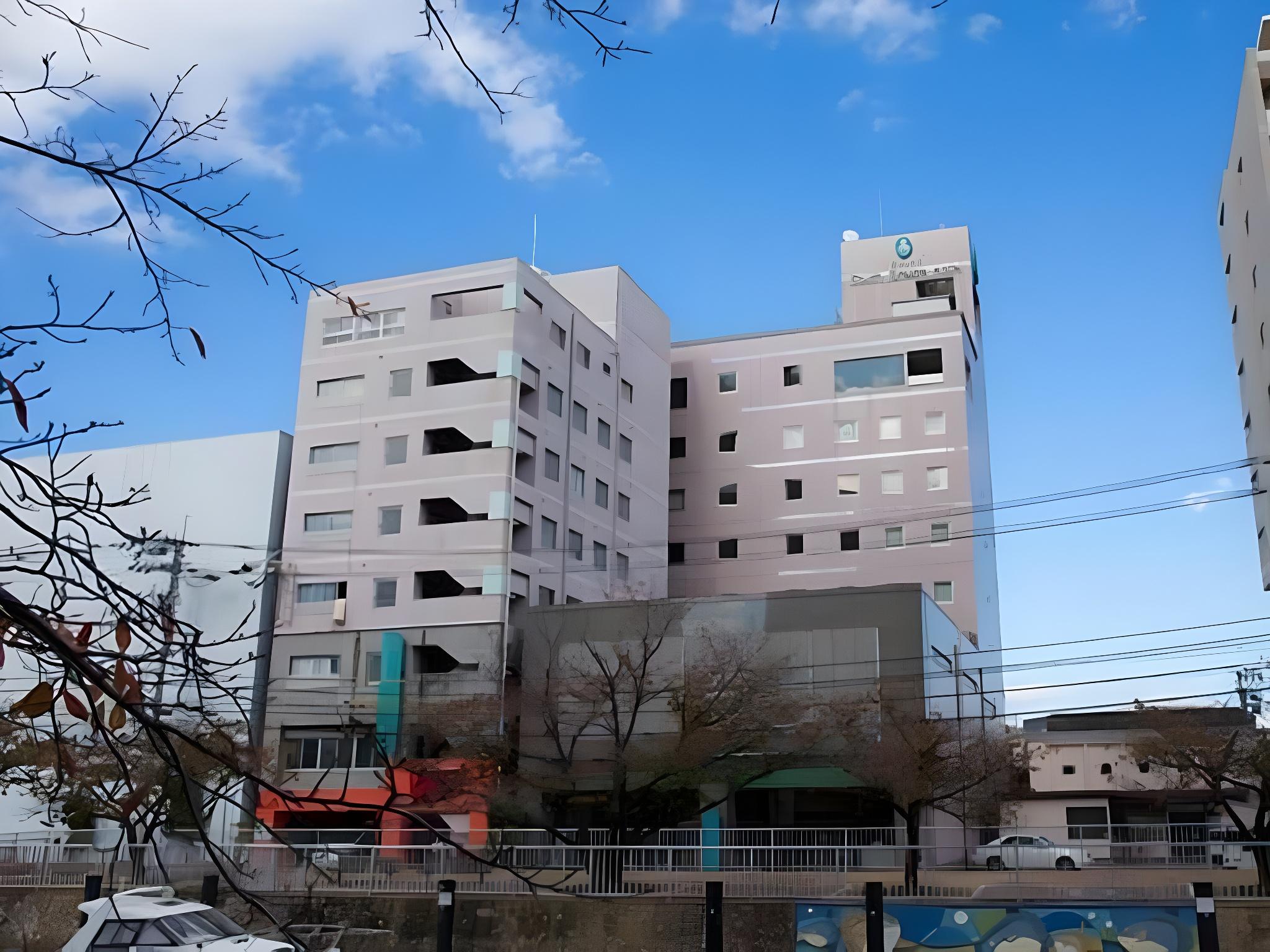 South Breeze Hotel 3/40
