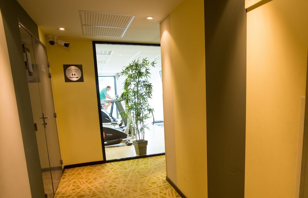 All Suites Appart Bordeaux Lac photo3