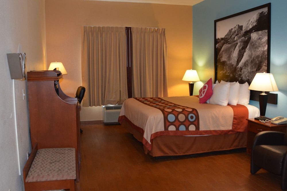 Super 8 By Wyndham Austin/Airport South 23/49