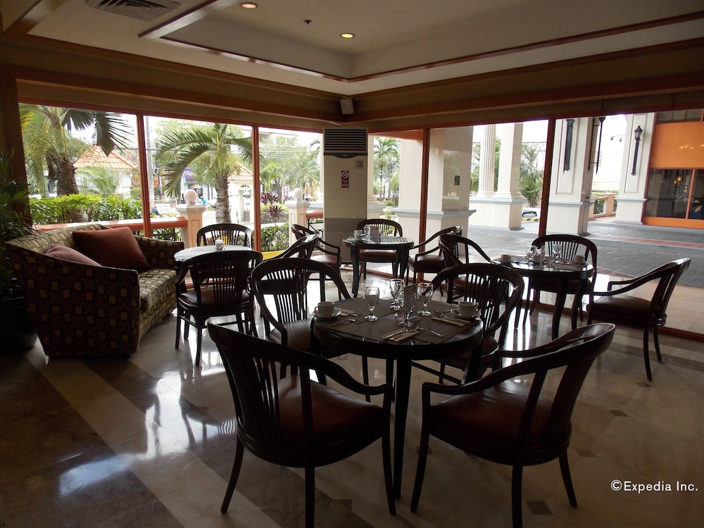 Sarabia Manor Hotel 56/73