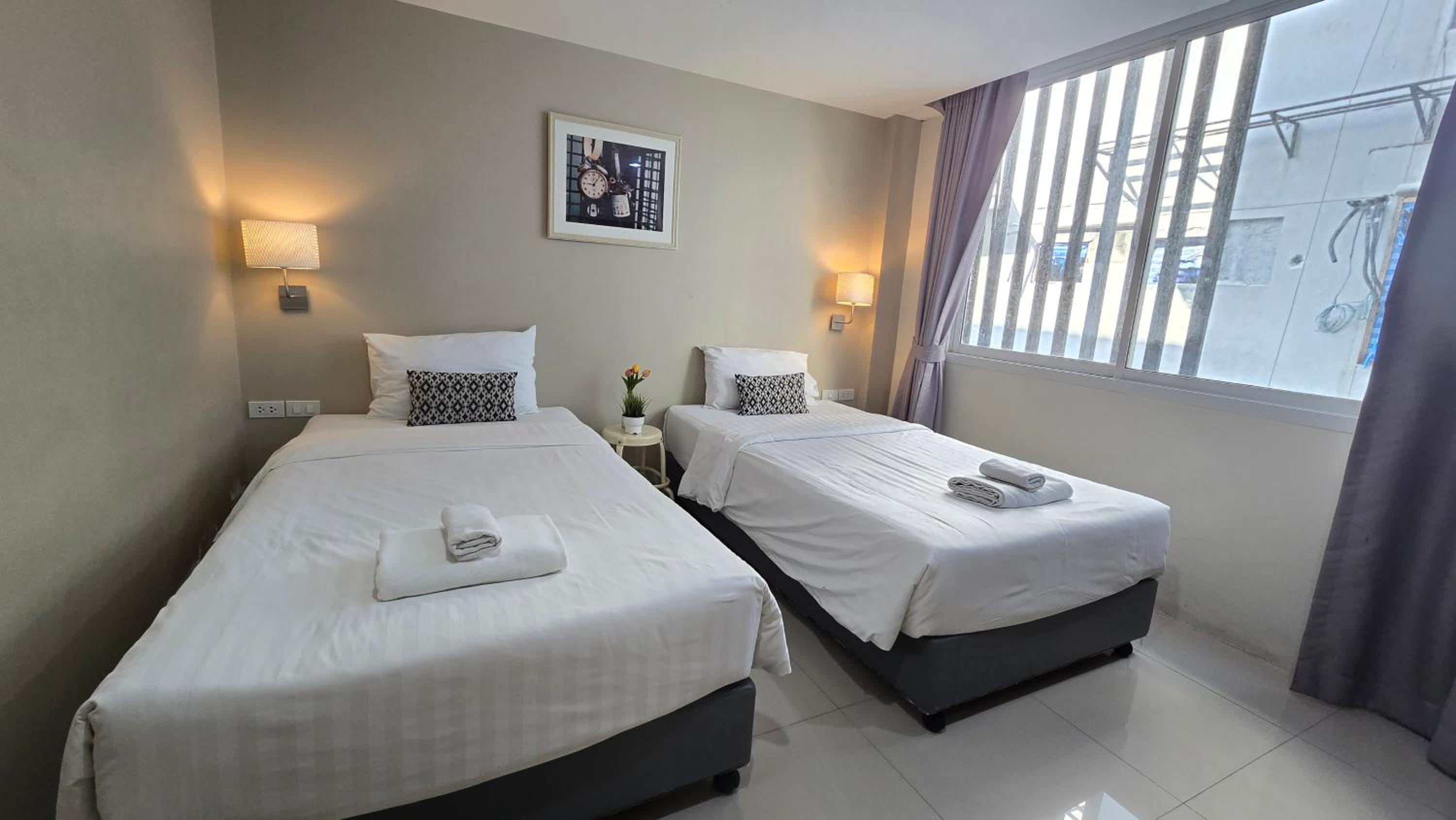 Sleep, Twin Beds, Building 1