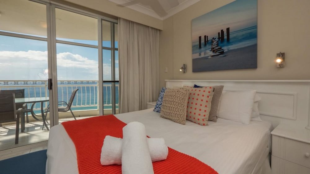 2ND AVENUE BEACHSIDE APARTMENTS 32/73