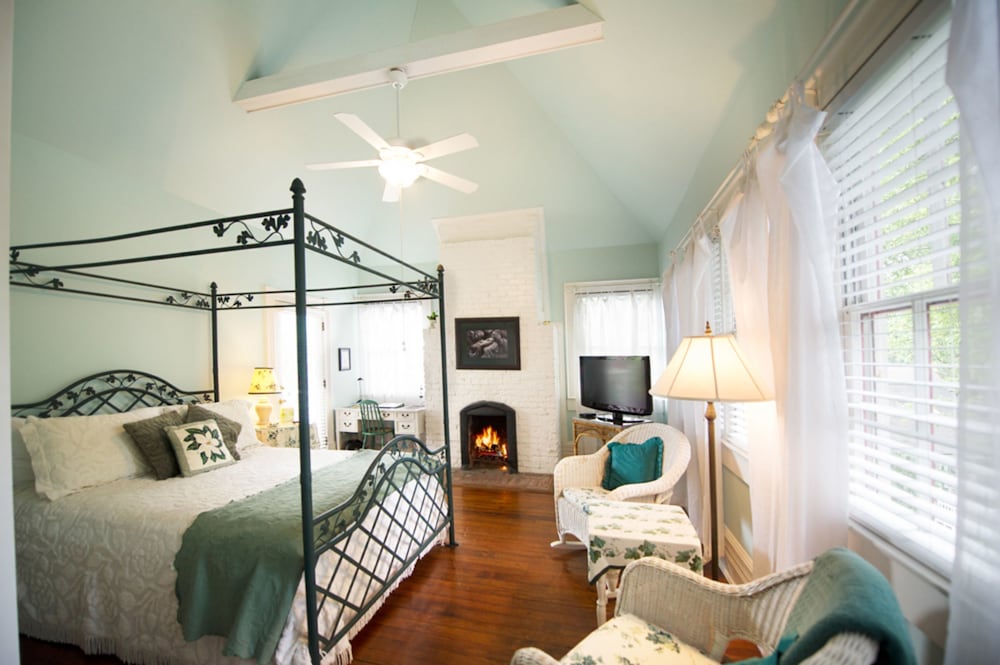 Sugar Magnolia Bed & Breakfast 21/34