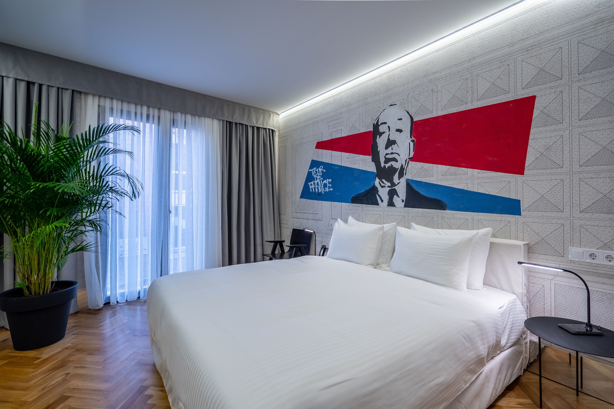 SUPERIOR, DOUBLE BED