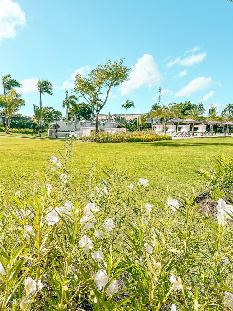 AC Hotel Punta Cana 43/48