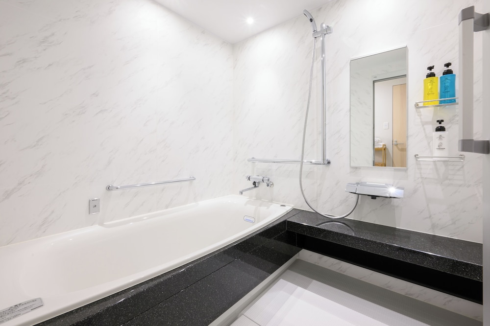 Suite, 4 Futon Beds, Ocean View, East Wing، Miyajima Coral 3/7