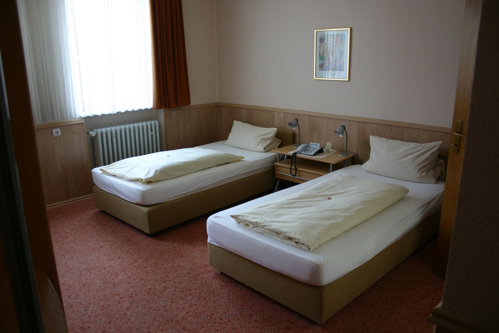 Rothenburger Hof Hotel 5/33