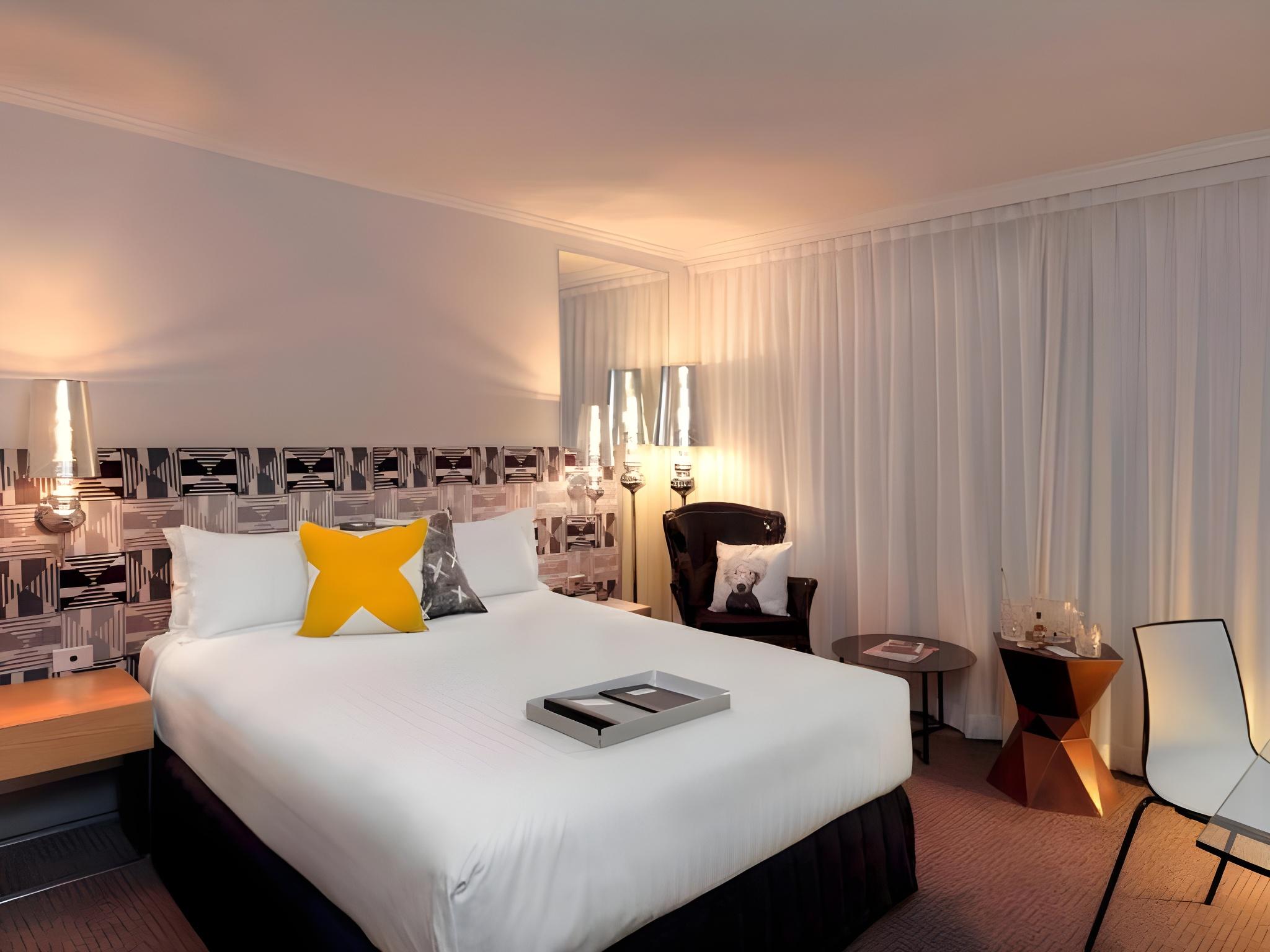 Room, Double Bed