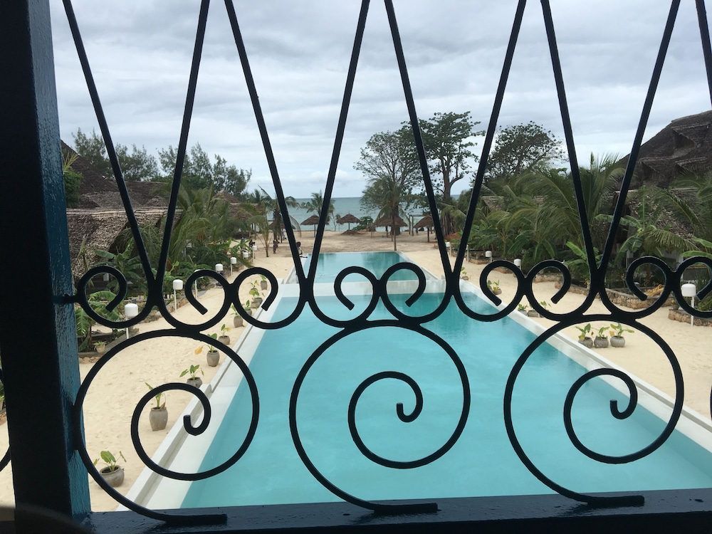 Fun Beach Resort 14/50