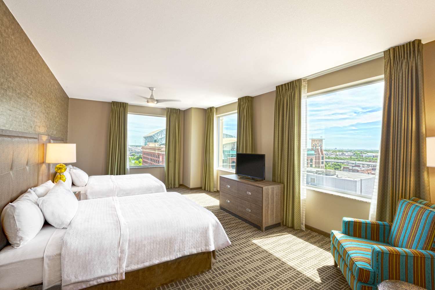 SUITE, 2 QUEEN BEDS, ACCESSIBLE